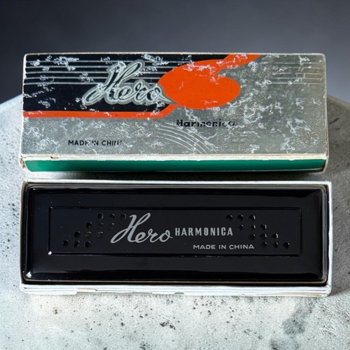 Hero harmonica vintage black - harmonica,